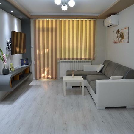 Luxury Apartment Near Varna, Located In Targovishte מראה חיצוני תמונה
