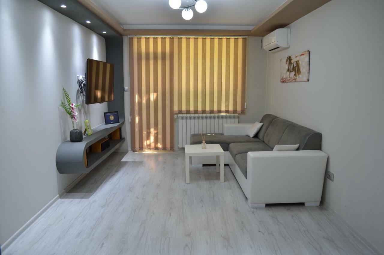 Luxury Apartment Near Varna, Located In Targovishte מראה חיצוני תמונה